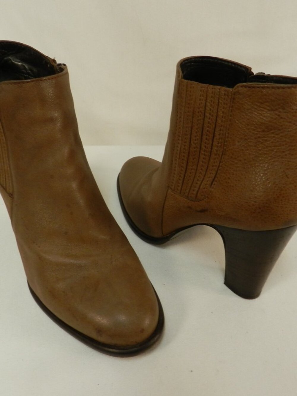 Aquatalia Leather ankle zip boots booties w/stretch brown Women Italy Size Sz 8